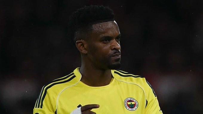 乐鱼官网-费内巴切官方：塞梅多左膝内侧副韧带部分撕裂，已开始治疗